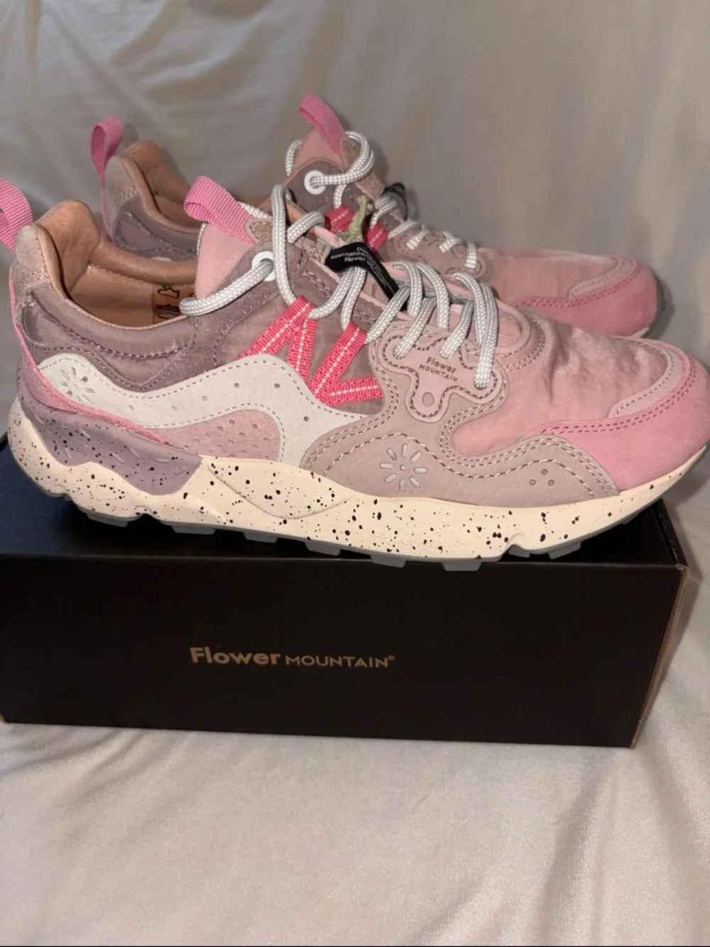 NWT Flower Mountain Yamano 3 Sneaker in Cipria Beige - Picture 9 of 16